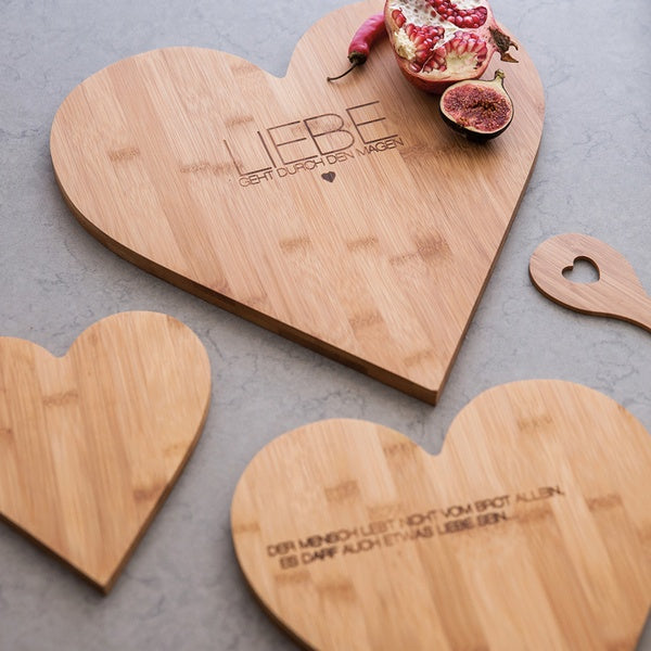 Herzschneidebrett "Liebe geht durch den Magen" groß - Räder Design