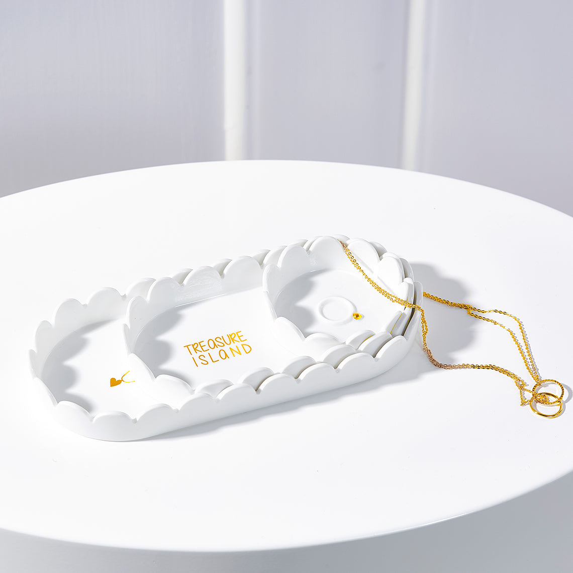 Schmuckstücke Schale Goldkette - Räder Design