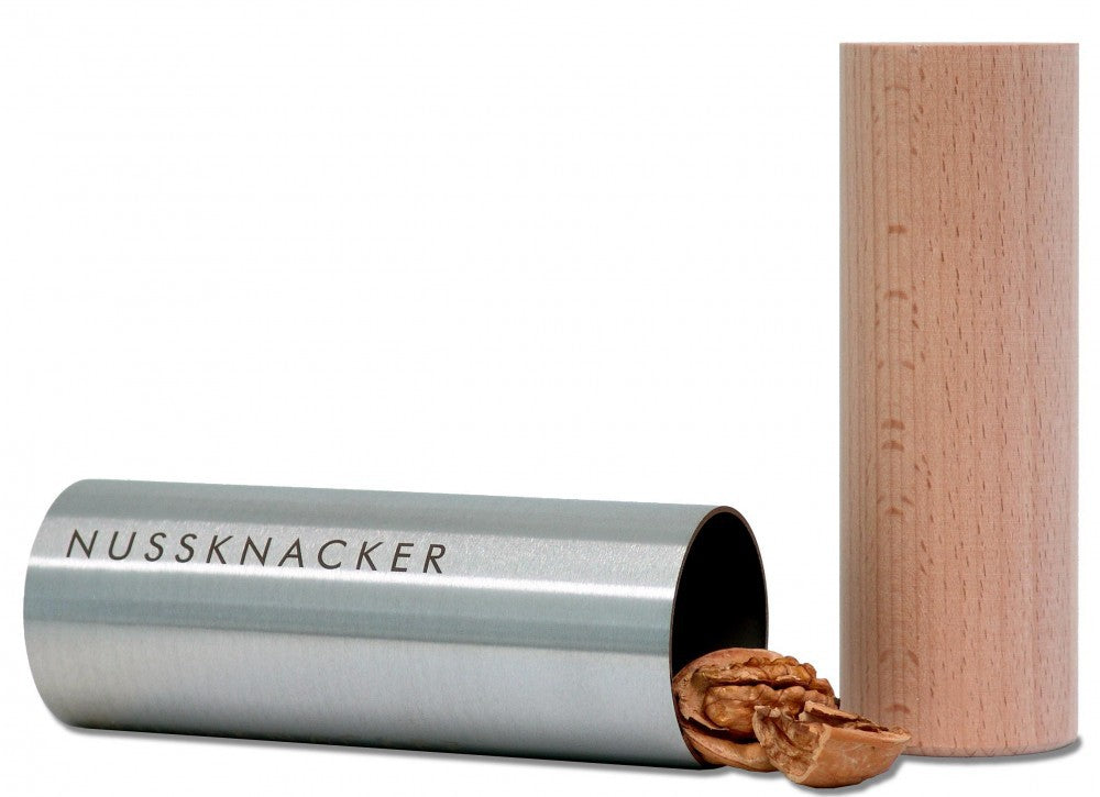 NUSS 4 - Nussknacker Artikel Design