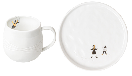 2er Set Geschenktasse und Teller "Schlittenfahren+Schneeballschlacht" - Räder Design