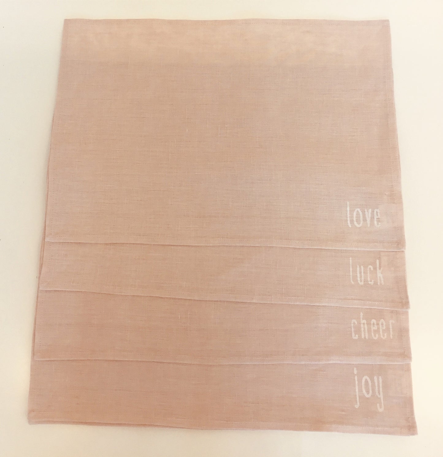 4er Tischset Leinen Aufschrift "love-joy-luck-cheer" rosé - Giardino Segreto