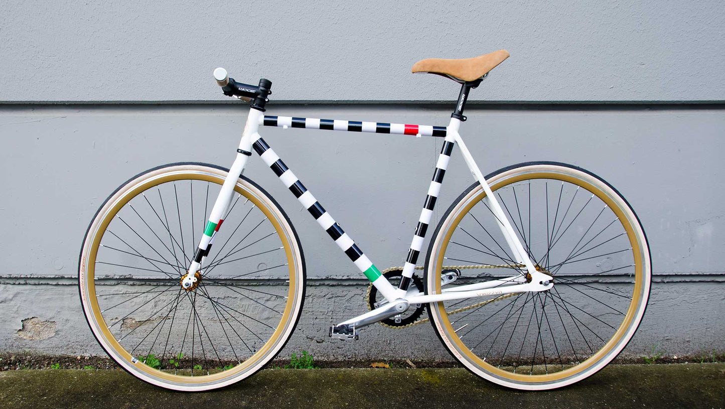 Radkleid Fahrad Velo Look in vielen Varianten 300x18cm - Remember